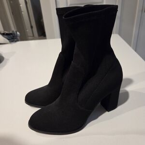 Women's Chinese Laundry Sock Ankle Booties